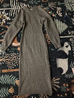 H&M Gray Long-Sleeve Knit Midi Dress